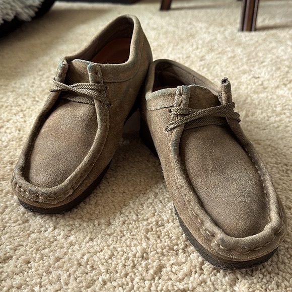 Clarks Wallabees - Picture 2 of 10
